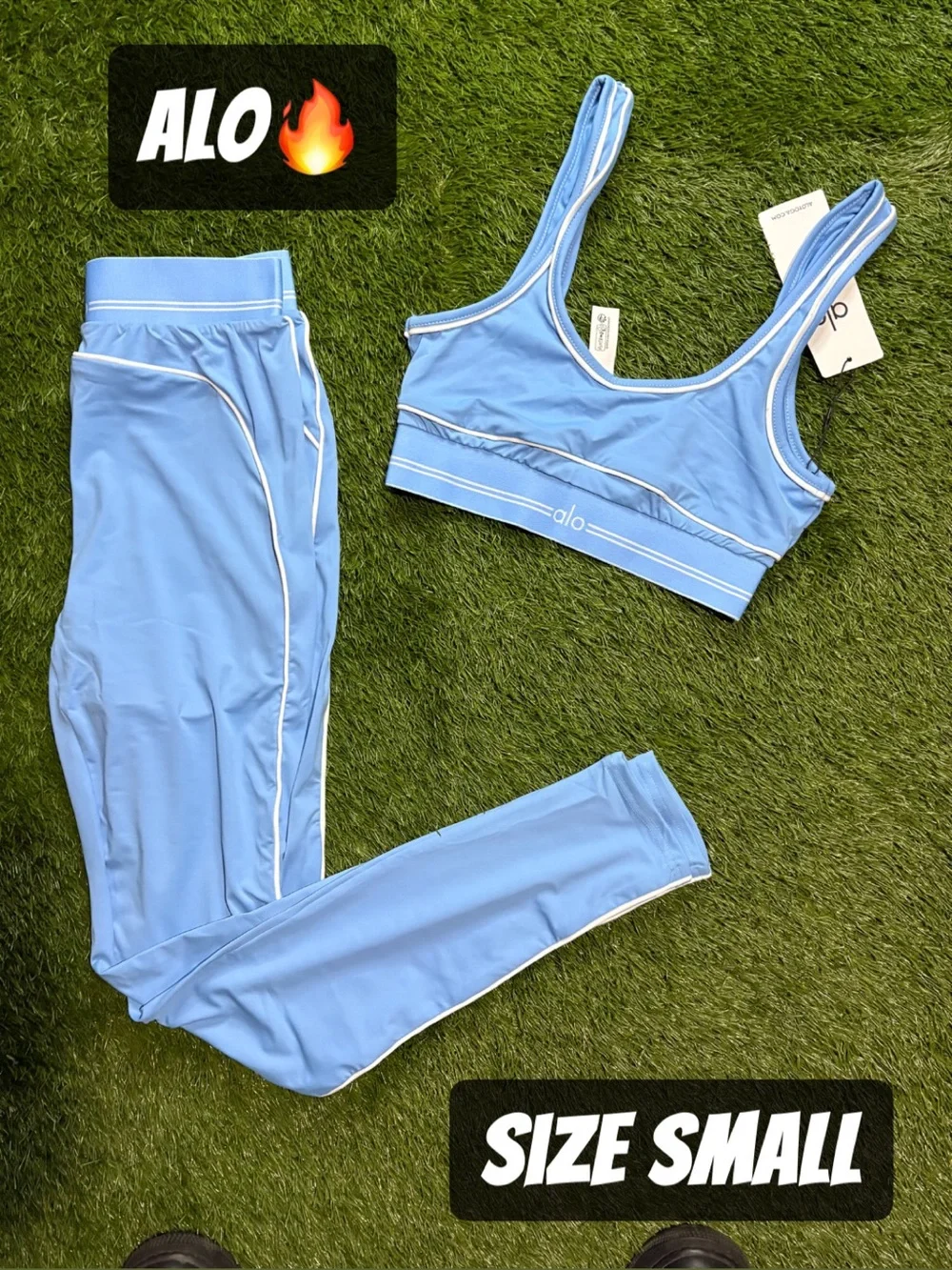 ALO Yoga Light Blue Leggings & Sports Bra Set